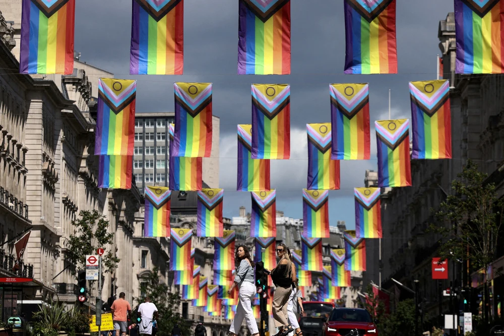 UK Bosses Still Want You Less Gay