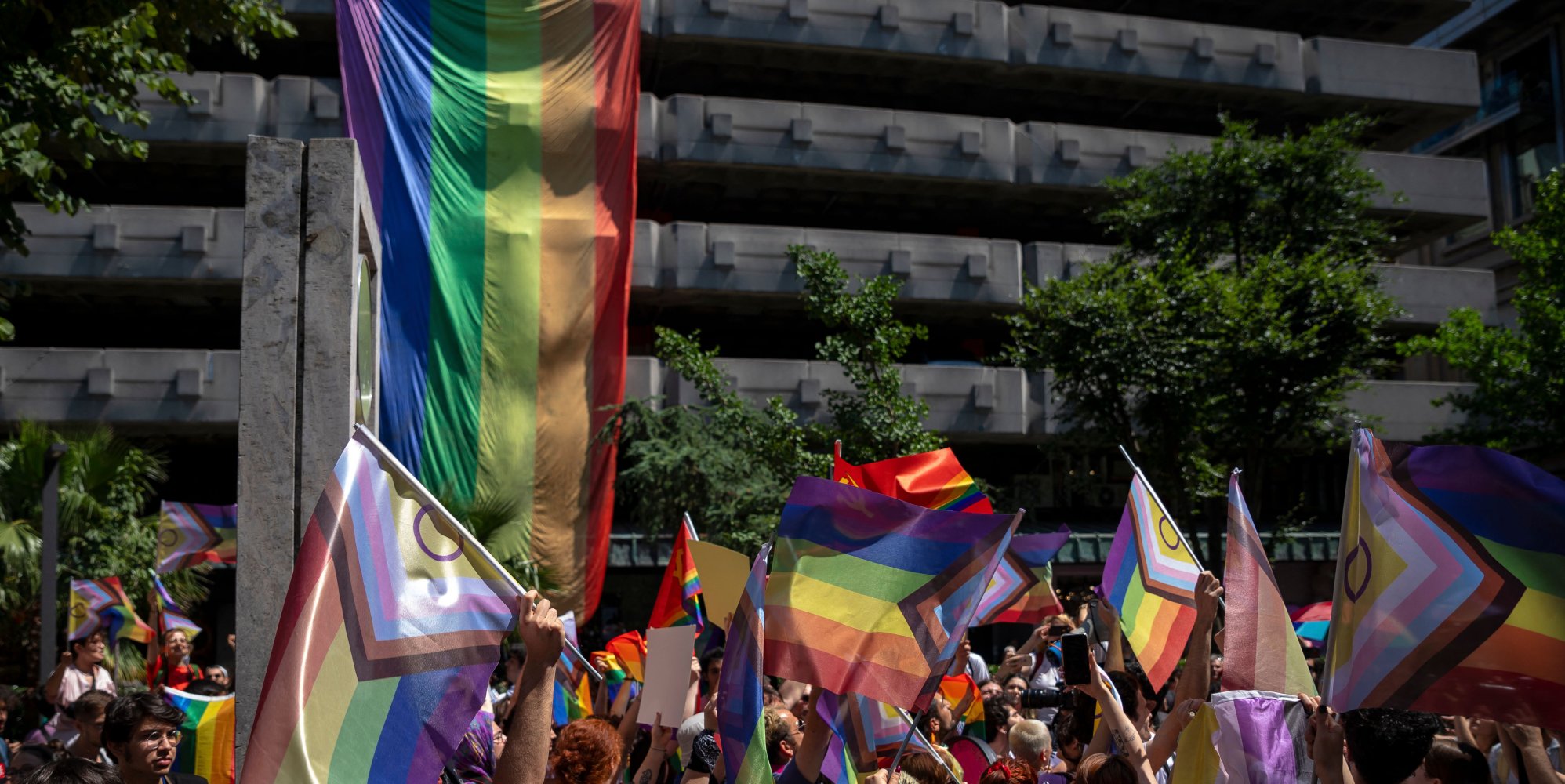 Police Crackdown at Istanbul Pride Event