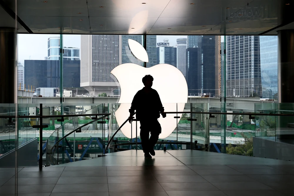 Apple Axes China’s Gay Dating Apps