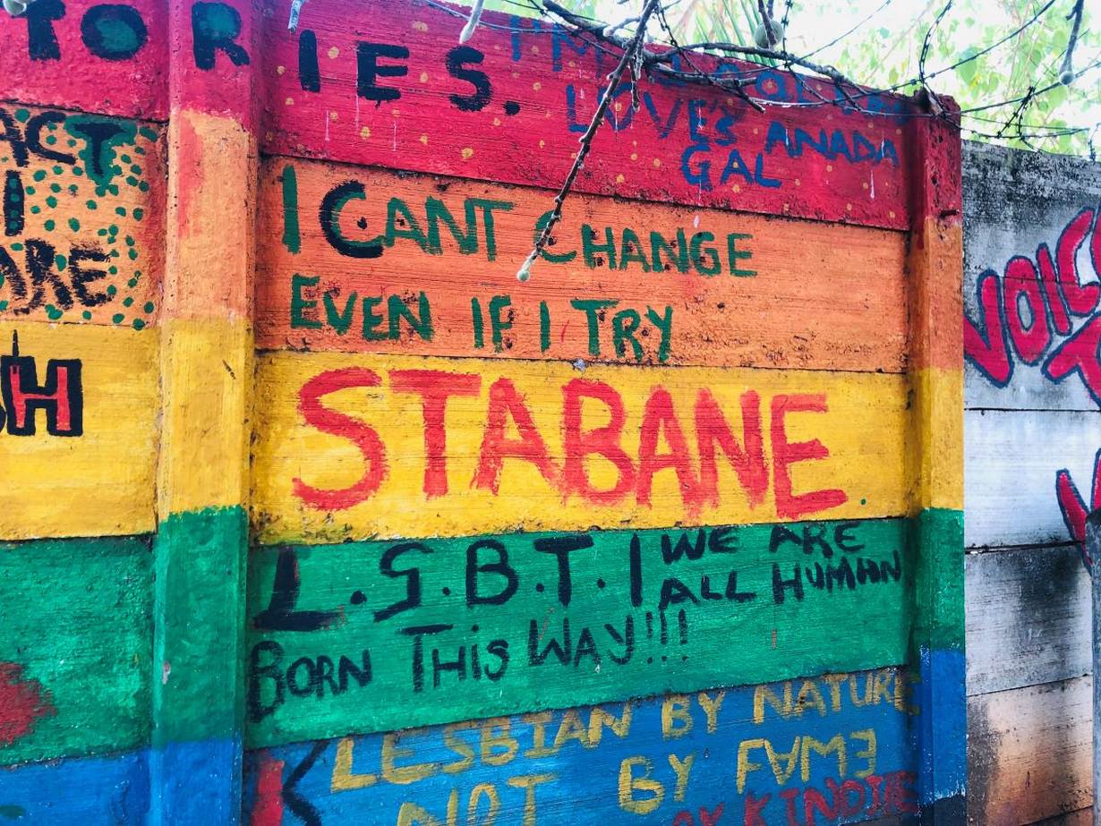 Des défis persistent pour les artistes LGBTQ+ dans la scène artistique du Zimbabwe