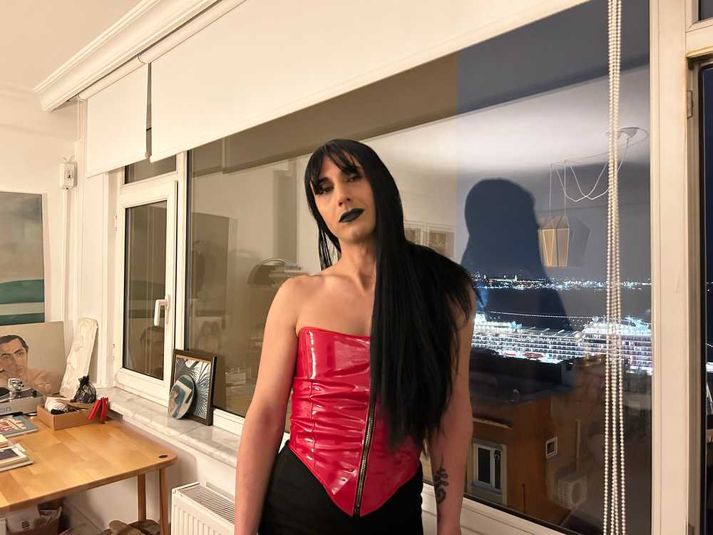 Les travailleurs et travailleuses du sexe LGBTQ+ en Turquie font face à des expulsions dans un contexte de crise du logement