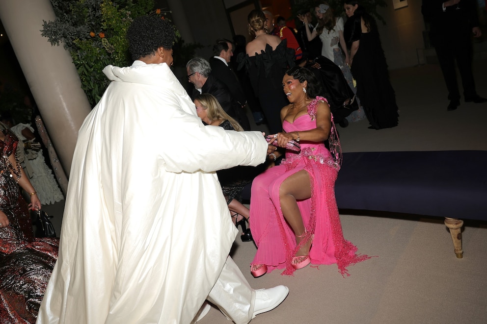 Met Gala 2026: Stars Shine Bright - The Pink Times